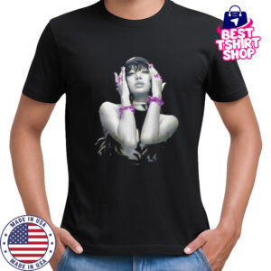 Lisa Blackpink World Tour shirt