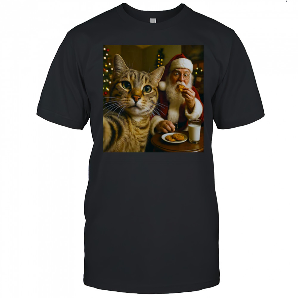 Cat Selfie with Santa Claus Eating Christmas T-Shirt Cat Selfie with Santa Claus Eating Christmas T-Shirt